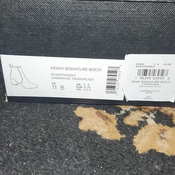 NWT! Coach Signature "C" logo Boots in Original Blk Box w/White Logo Branding;11 - Picture 9 of 16